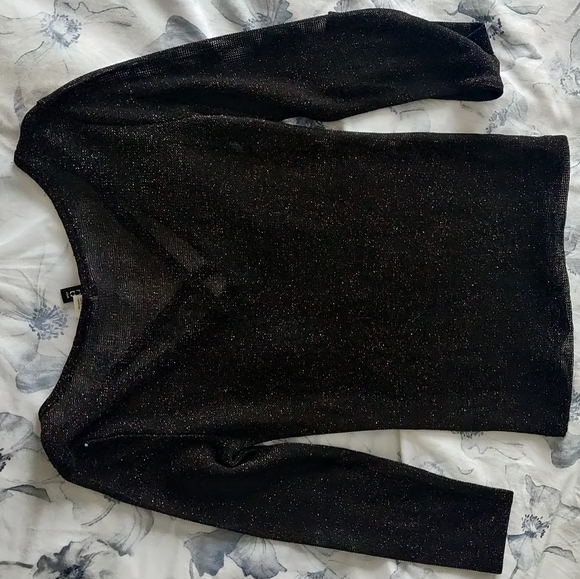 Black glitter full sleeve blouse - Picture 3 of 10